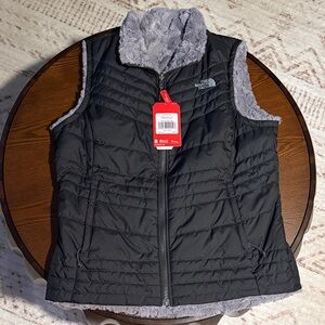The North Face Black and Gray Fleece-Lined Vest